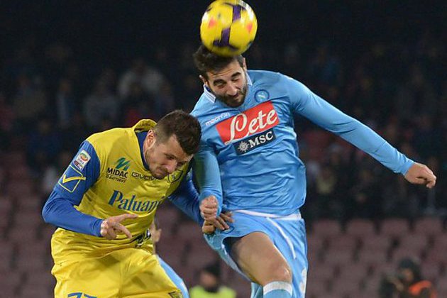 napoli chievo albiol thereau