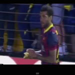 Video: Daniel Alves provoca i razzisti con un bel gesto