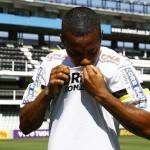 Robinho: ”Voglio restare al Santos”