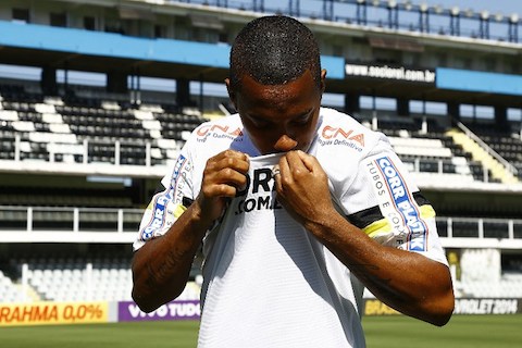 Robinho durante apresentacao no Santos na Vila Belmiro.
