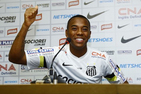 Robinho durante apresentacao no Santos na Vila Belmiro.