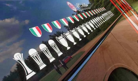 DIAVOLOROSSONERO.BLOGSPOT.COM_Pullman Milan